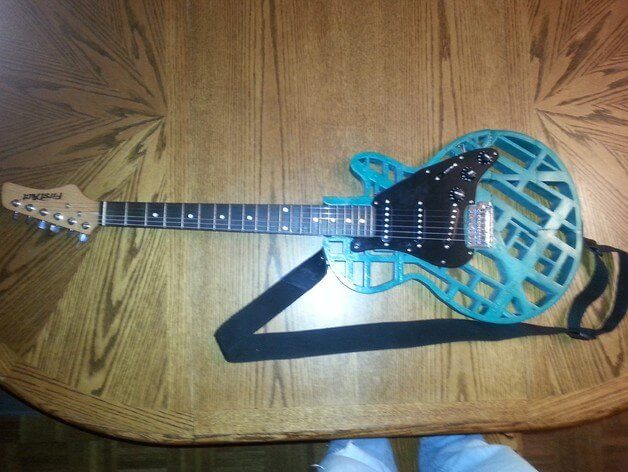 3d-gedruckte gitarre 3d printed guitar