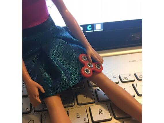 3d-modell barbie fidget spinner