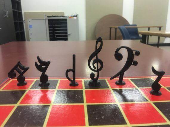 3d-modell schach musiknoten