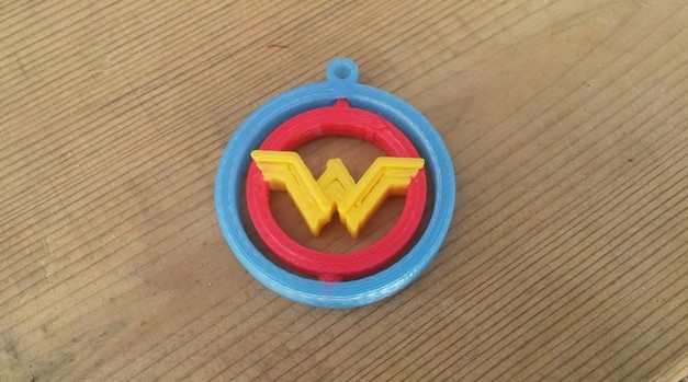 3d-modell wonder woman anhaenger 3d model key ring